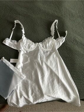 NWT Kat the label Celeste White Lace-Trim Camisole Slip size Medium M